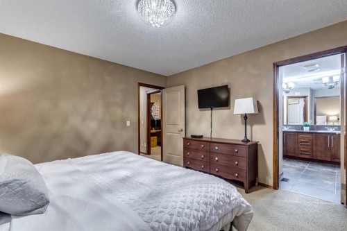 676 Auburn Bay Boulevard Se, Calgary, AB - Indoor Photo Showing Bedroom