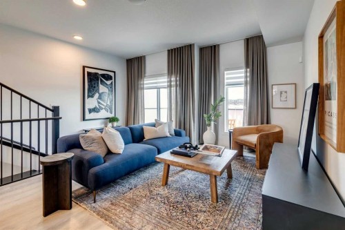 317-8235 8 Avenue Sw, Calgary, AB - Indoor Photo Showing Living Room