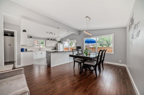 5519 Buckthorn Road Nw, Calgary, AB - Indoor