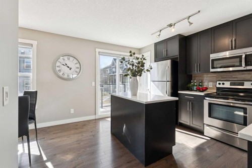 420 Mckenzie Towne Square Se, Calgary, AB - Indoor Photo Showing Kitchen With Stainless Steel Kitchen