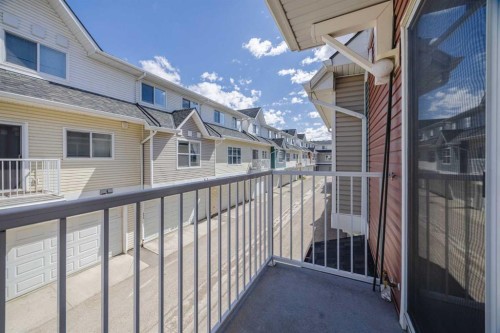 322 Mckenzie Towne Link Se, Calgary, AB - Outdoor With Exterior