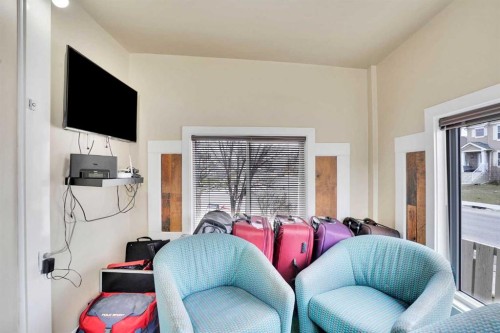 4 Martin Crossing Bay Ne, Calgary, AB - Indoor