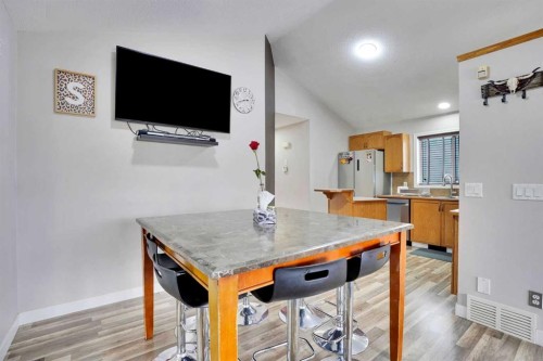 4 Martin Crossing Bay Ne, Calgary, AB - Indoor Photo Showing Dining Room