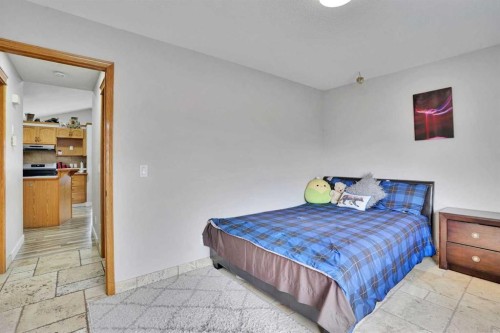 4 Martin Crossing Bay Ne, Calgary, AB - Indoor Photo Showing Bedroom