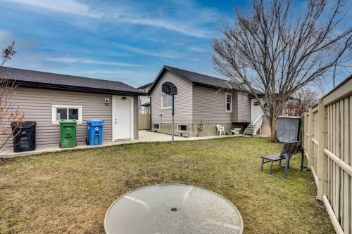 4 Martin Crossing Bay Ne, Calgary, AB - Outdoor