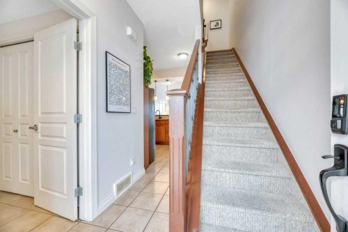 13-148 Rockyledge View Nw, Calgary, AB - Indoor Photo Showing Other Room