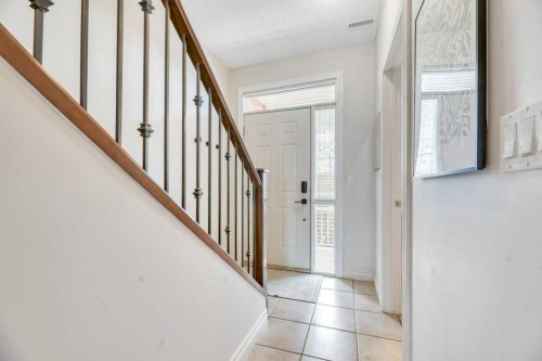 13-148 Rockyledge View Nw, Calgary, AB - Indoor Photo Showing Other Room