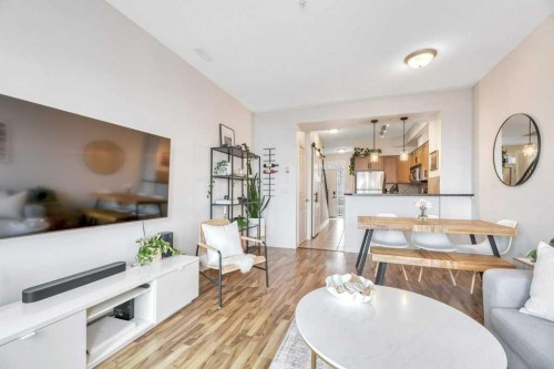 13-148 Rockyledge View Nw, Calgary, AB - Indoor