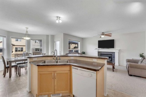 33 Saddlecrest Crescent Ne, Calgary, AB 