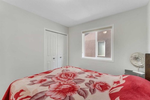 33 Saddlecrest Crescent Ne, Calgary, AB 
