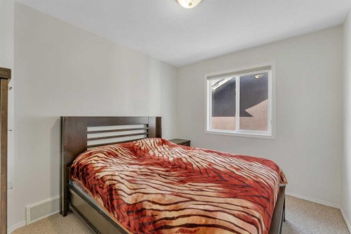 33 Saddlecrest Crescent Ne, Calgary, AB 