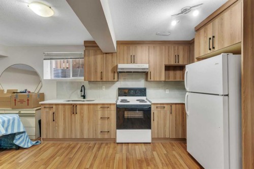 33 Saddlecrest Crescent Ne, Calgary, AB 
