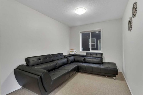 33 Saddlecrest Crescent Ne, Calgary, AB 