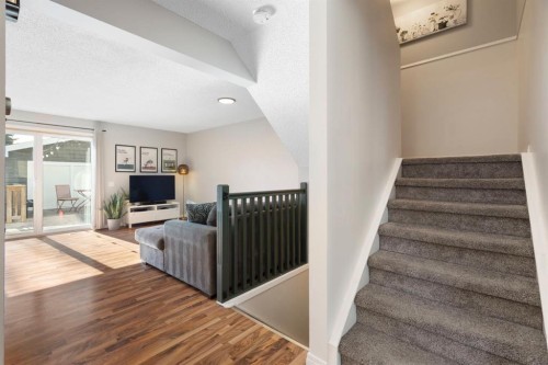 48 Midpark Gardens Se, Calgary, AB - Indoor