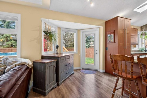 1486 Sunwood Road Se, Calgary, AB - Indoor