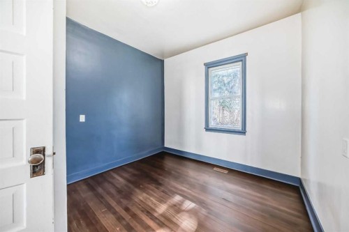 4710 51 Street, Olds, AB - Indoor Photo Showing Other Room