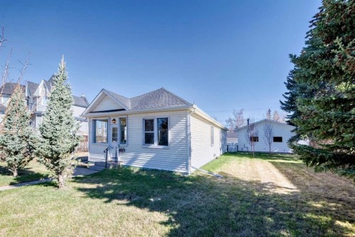 4710 51 Street, Olds, AB - Outdoor