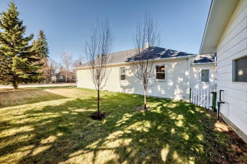 4710 51 Street, Olds, AB - Outdoor