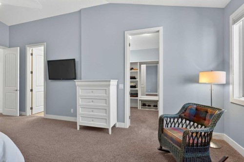 4619 84 Street Nw, Calgary, AB - Indoor Photo Showing Other Room