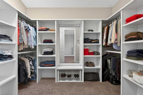 4619 84 Street Nw, Calgary, AB - Indoor With Storage