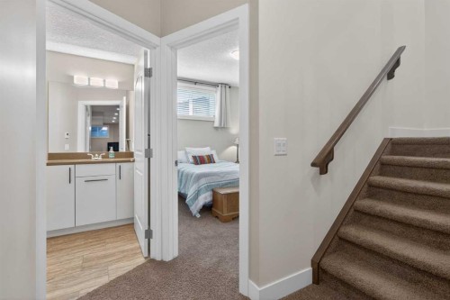 4619 84 Street Nw, Calgary, AB - Indoor Photo Showing Other Room