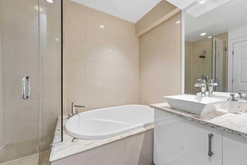 2623 Glenmount Drive Sw, Calgary, AB - Indoor Photo Showing Bathroom