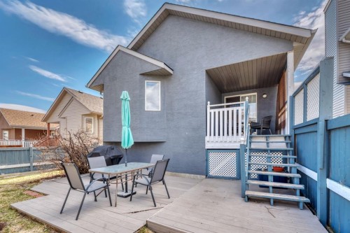 32 Somercrest Manor Sw, Calgary, AB - Outdoor With Deck Patio Veranda With Exterior