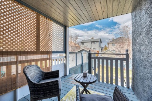 32 Somercrest Manor Sw, Calgary, AB - Outdoor With Deck Patio Veranda With Exterior