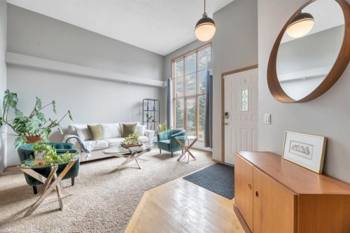 32 Somercrest Manor Sw, Calgary, AB - Indoor