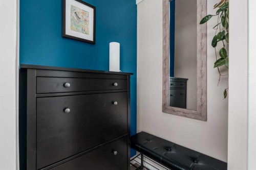 60 Hunterhorn Crescent Ne, Calgary, AB - Indoor Photo Showing Other Room