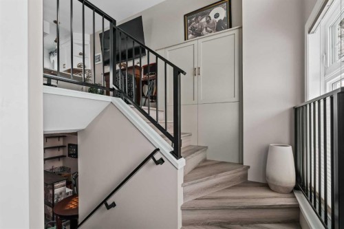 60 Hunterhorn Crescent Ne, Calgary, AB - Indoor Photo Showing Other Room