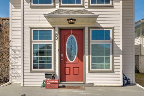 60 Hunterhorn Crescent Ne, Calgary, AB - Outdoor