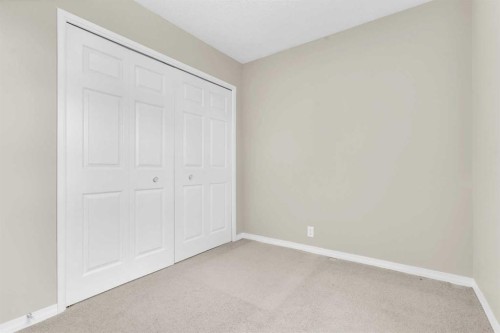 87 Castleglen Road Ne, Calgary, AB - Indoor Photo Showing Other Room