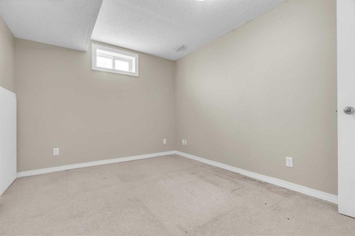 87 Castleglen Road Ne, Calgary, AB - Indoor Photo Showing Other Room