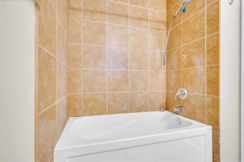 87 Castleglen Road Ne, Calgary, AB - Indoor Photo Showing Other Room