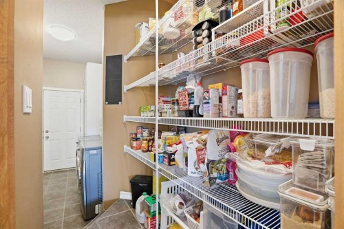 202 New Brighton Manor Se, Calgary, AB - Indoor With Storage