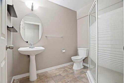 202 New Brighton Manor Se, Calgary, AB - Indoor Photo Showing Bathroom