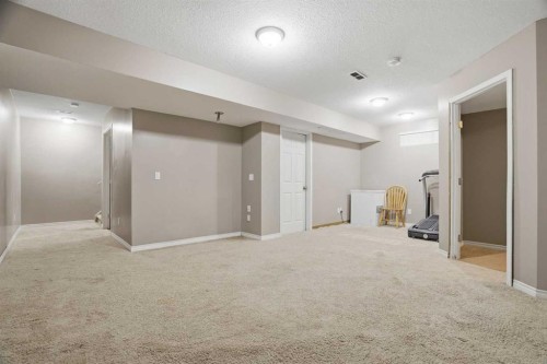 202 New Brighton Manor Se, Calgary, AB - Indoor