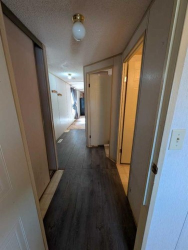 312 Christian Avenue, Standard, AB - Indoor Photo Showing Other Room