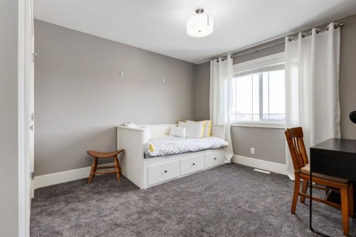 109 Kinniburgh Bay, Chestermere, AB - Indoor Photo Showing Bedroom