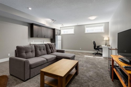 109 Kinniburgh Bay, Chestermere, AB - Indoor