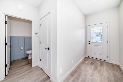 81 Willow Court, Cochrane, AB - Indoor Photo Showing Other Room