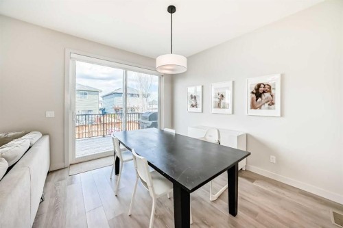 81 Willow Court, Cochrane, AB - Indoor Photo Showing Dining Room
