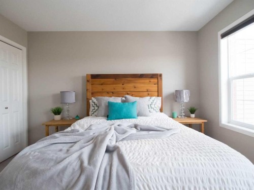 304 Chaparral Valley Square Se, Calgary, AB - Indoor Photo Showing Bedroom