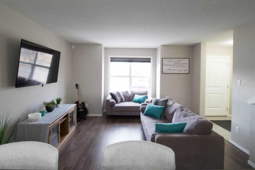304 Chaparral Valley Square Se, Calgary, AB - Indoor Photo Showing Living Room