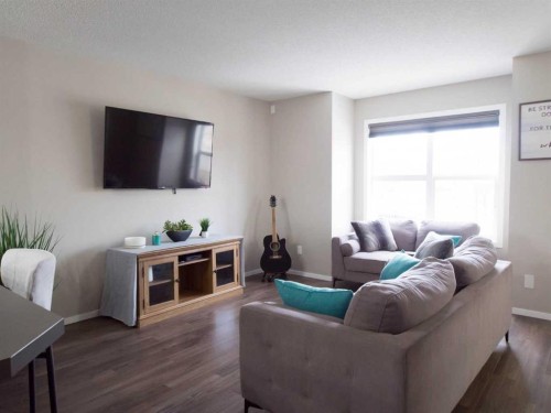 304 Chaparral Valley Square Se, Calgary, AB - Indoor Photo Showing Living Room