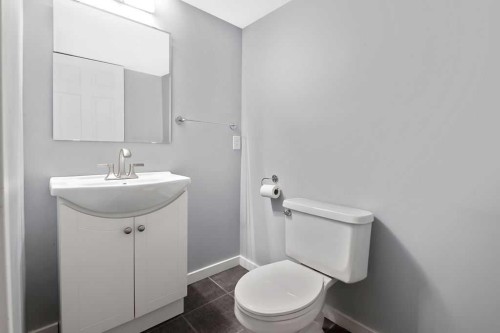 113 Harvest Oak Rise Ne, Calgary, AB - Indoor Photo Showing Bathroom