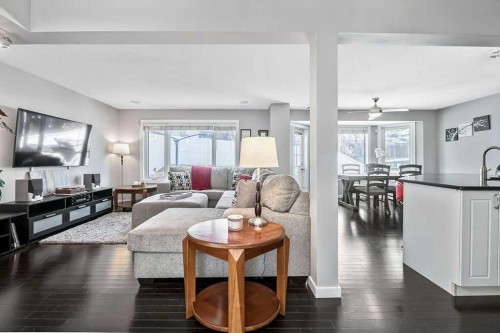 113 Harvest Oak Rise Ne, Calgary, AB - Indoor Photo Showing Living Room
