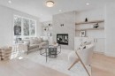 520 22 Avenue Nw, Calgary, AB  - Indoor Photo Showing Living Room With Fireplace 