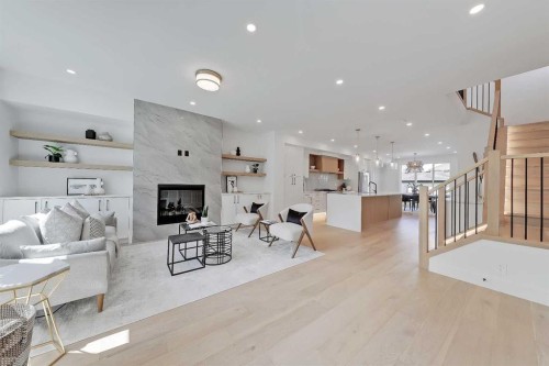520 22 Avenue Nw, Calgary, AB - Indoor With Fireplace
